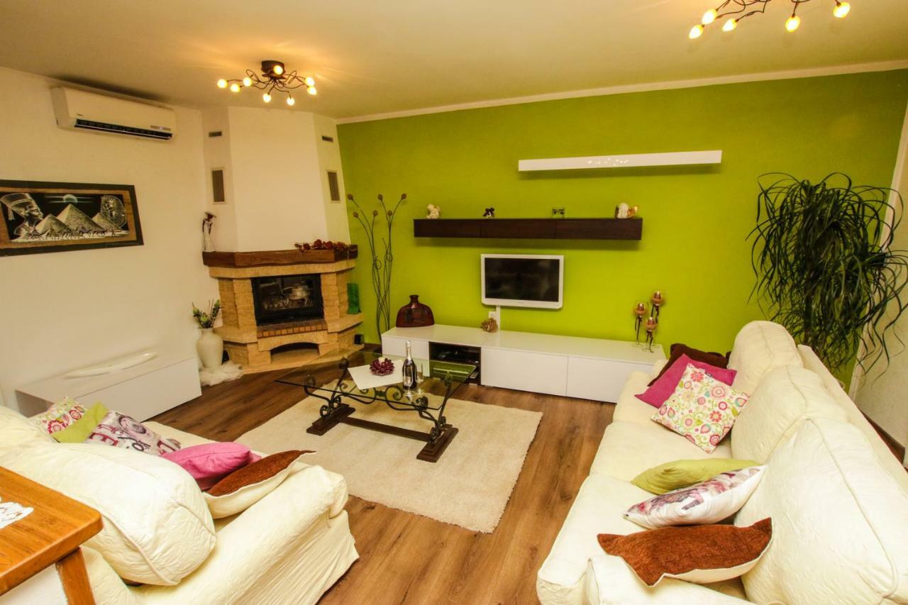 Apartment Dori Porec Exterior photo