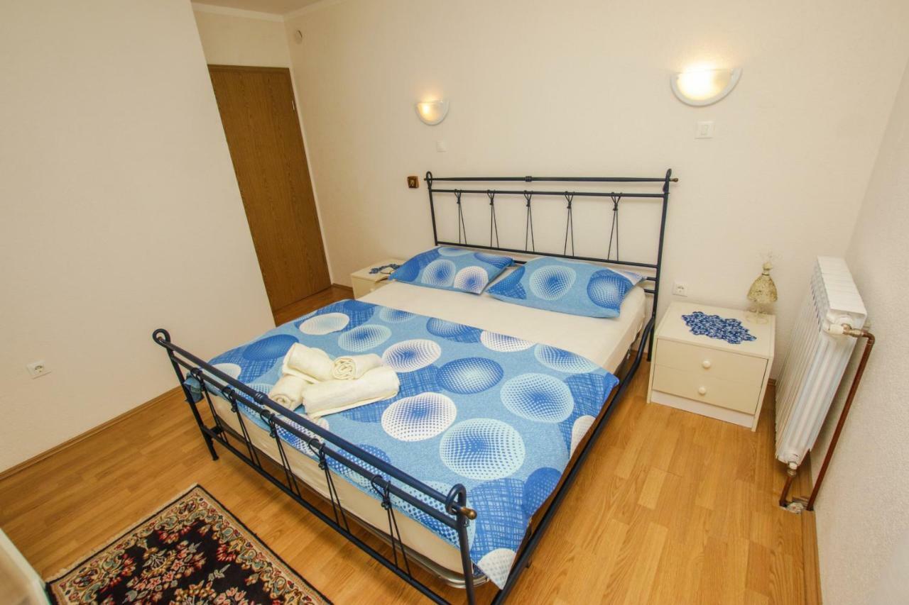 Apartment Dori Porec Exterior photo